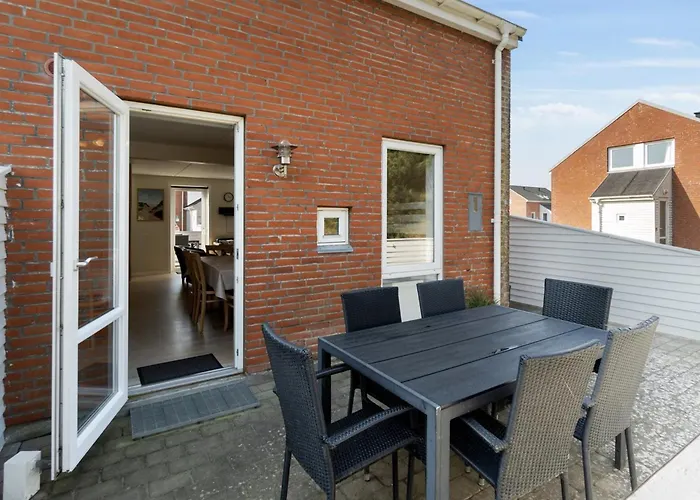 Byriel - 2-3km From The Sea By Interhome